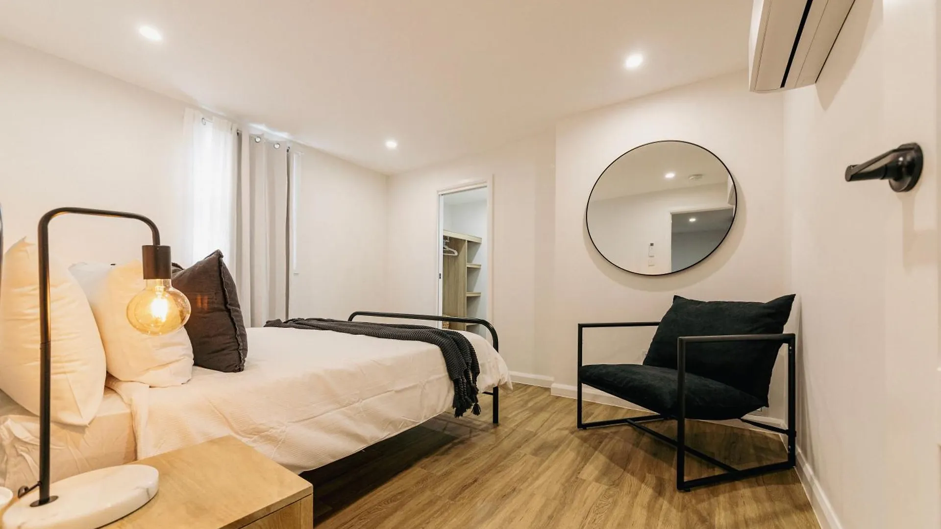 Holiday home Urban Getaway Bardon Luxe 3 Bed 2 Bath And Pool Villa Brisbane Australia
